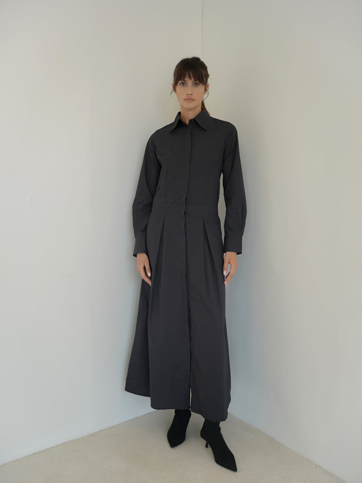 Callista Shirt Dress in Black - l u • c i e e