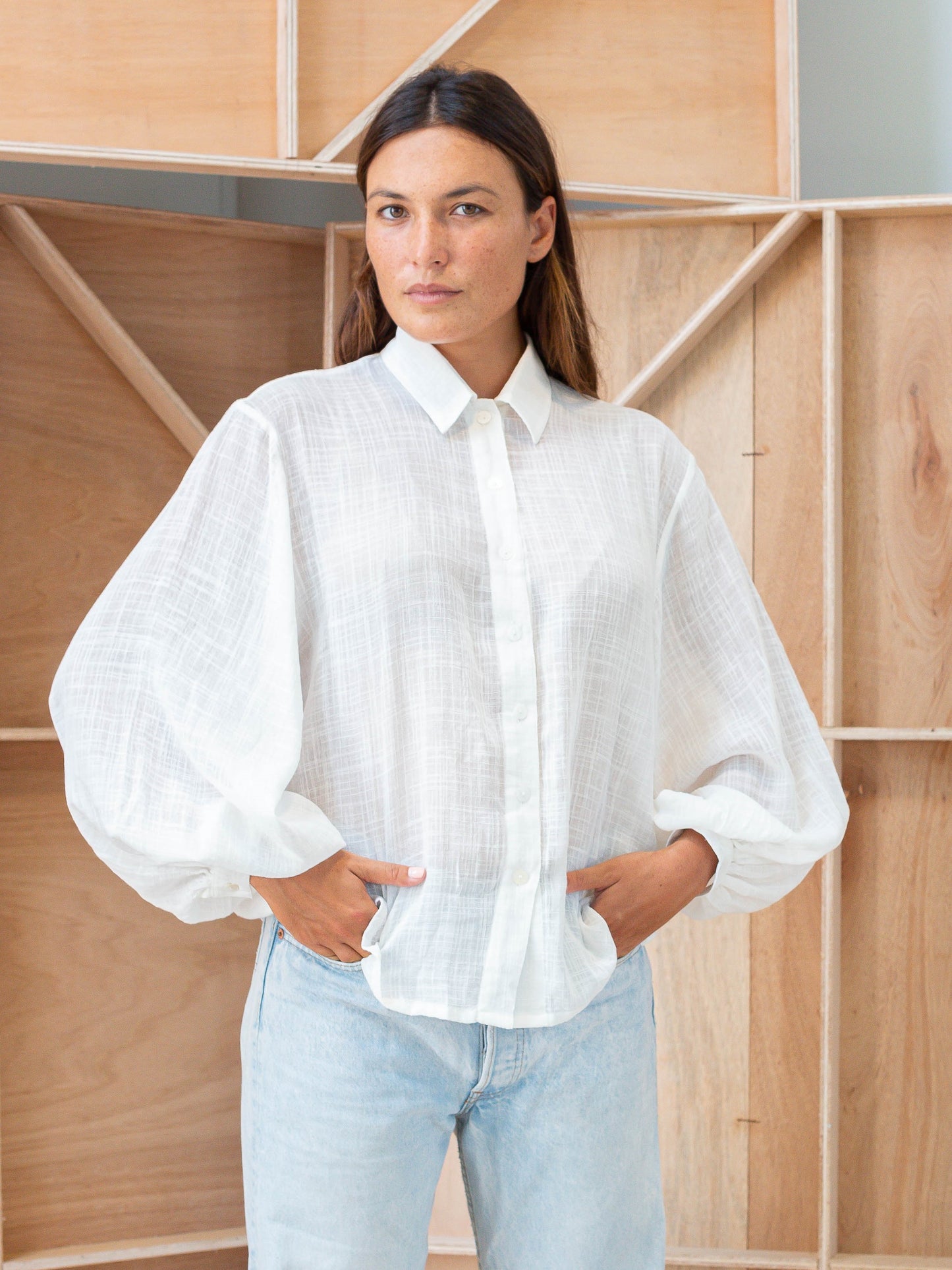 Arya Shirt in Black - l u • c i e e