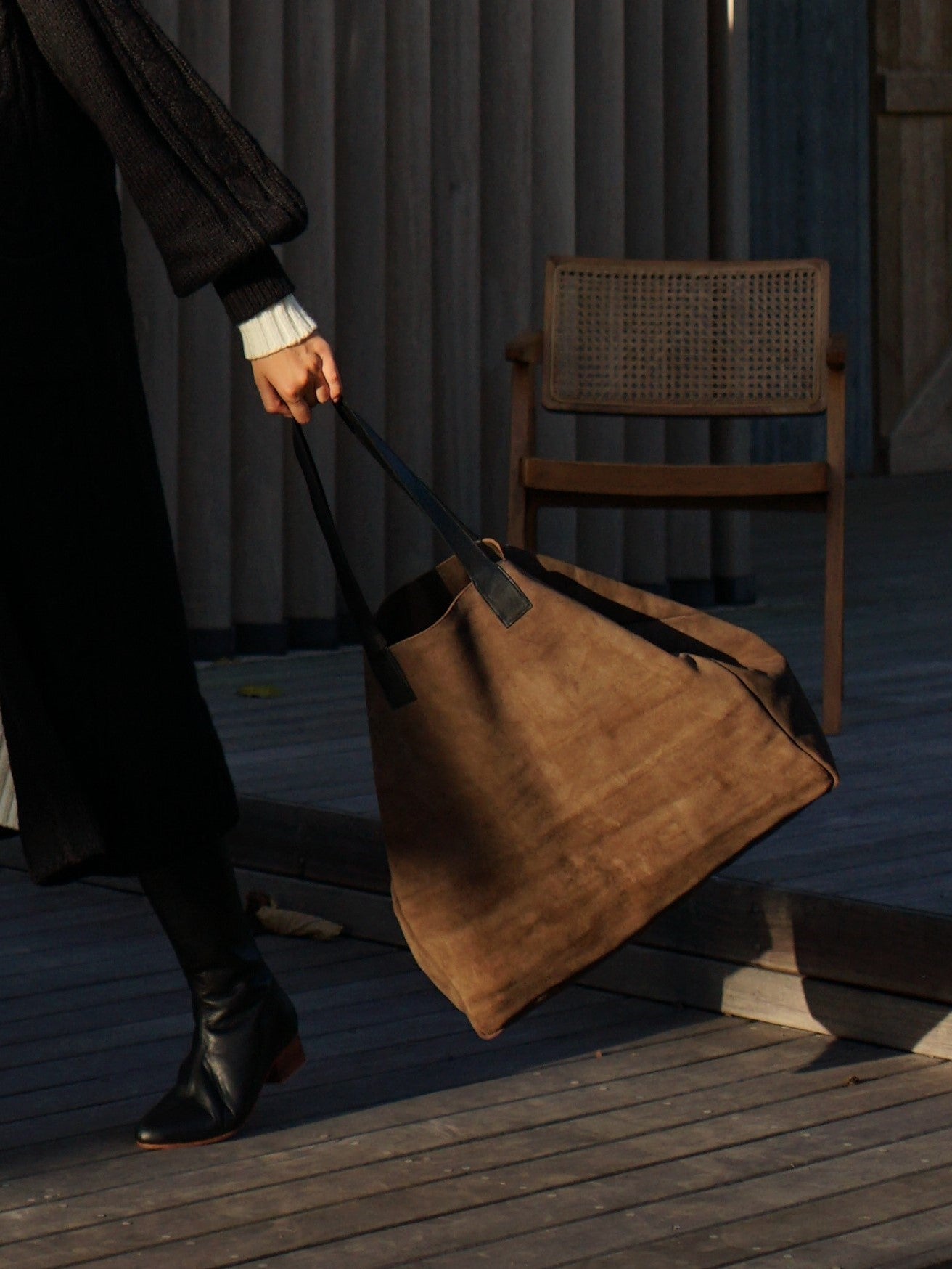 Adèle Suede Weekend Bag - l u • c i e e