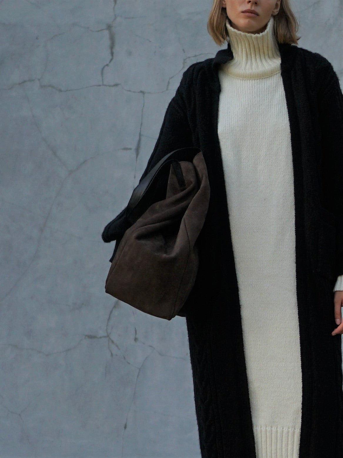 Adèle Suede Weekend Bag - l u • c i e e