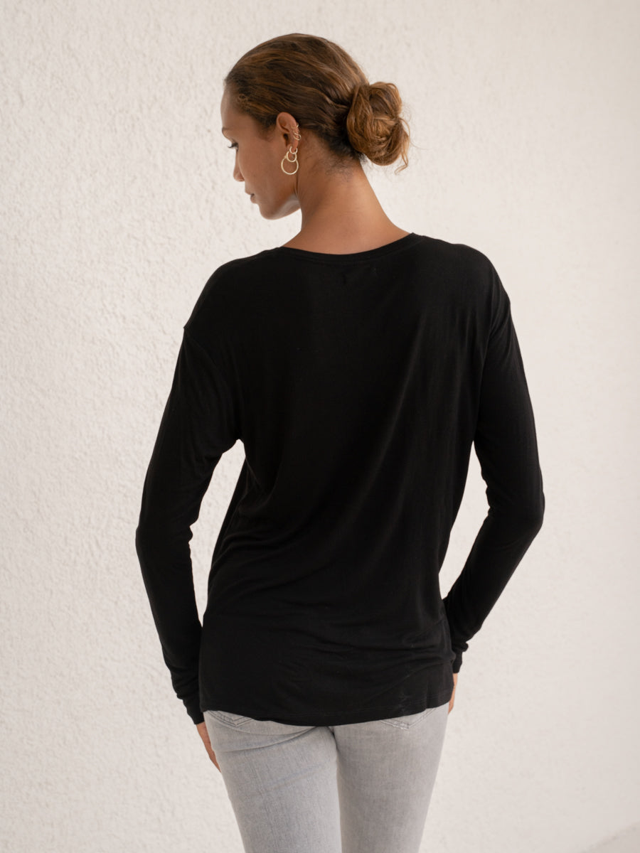 Long Sleeve Round Neck Tee - l u • c i e e