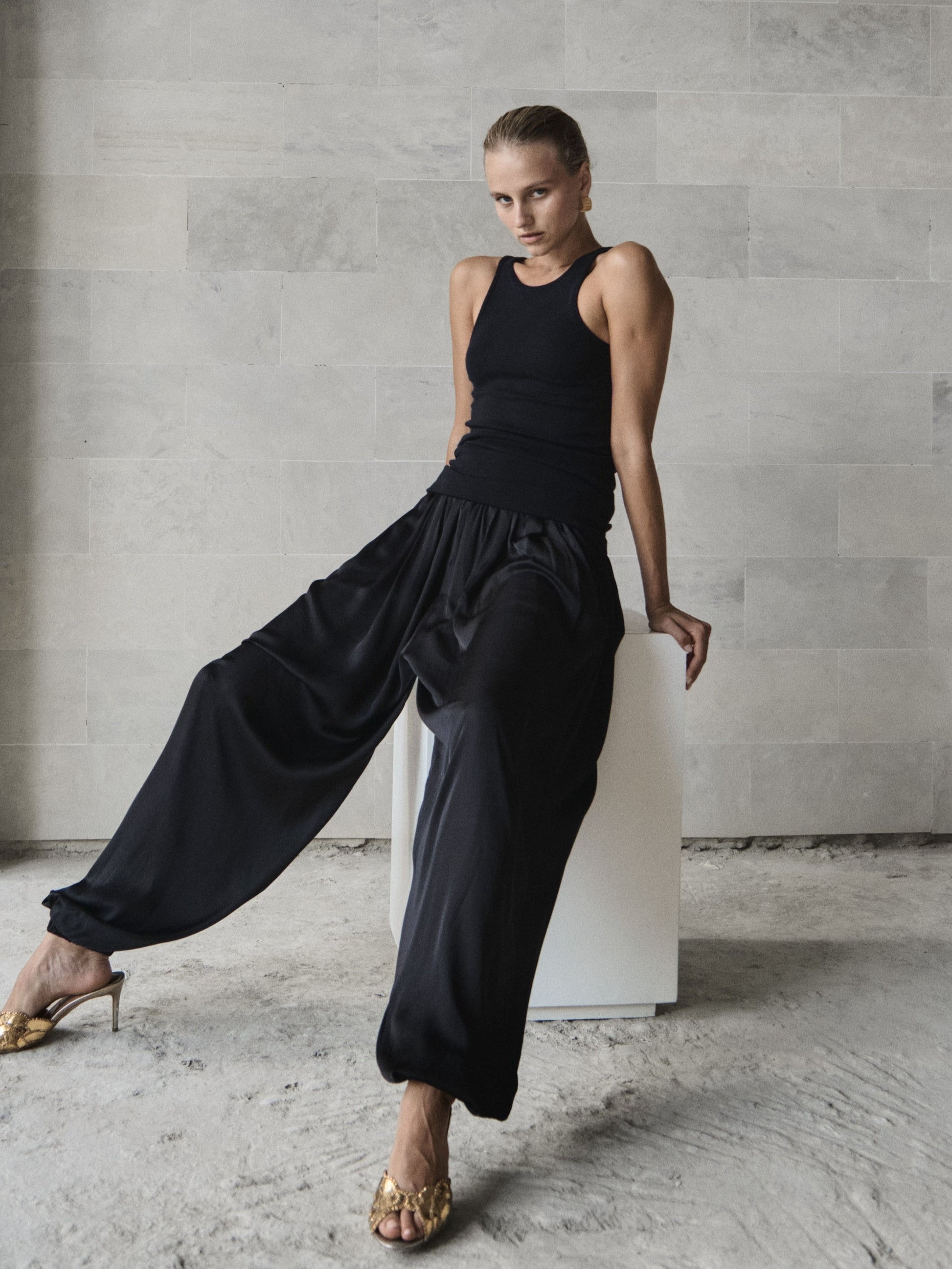 Mulberry Silk Balloon Pant - l u • c i e e