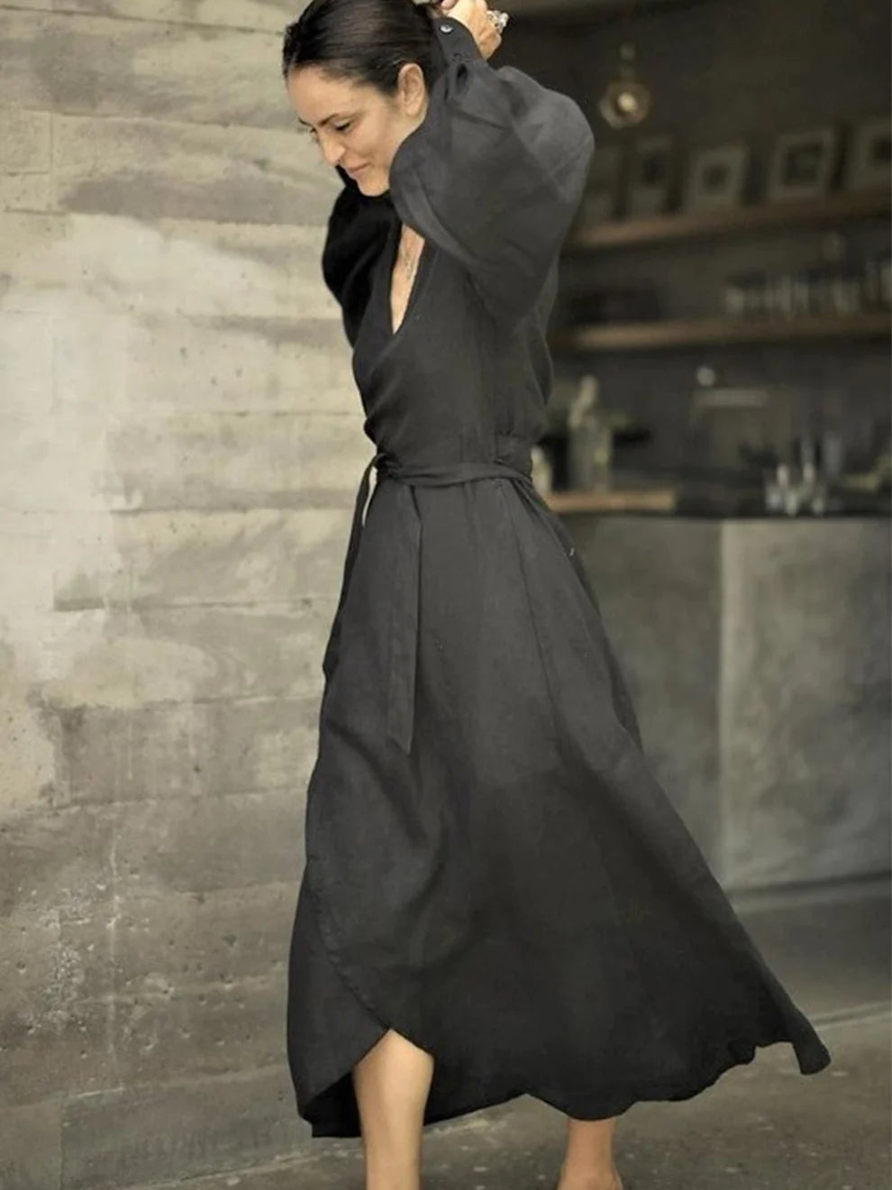 Desdemona Linen Dress in Black - l u • c i e e