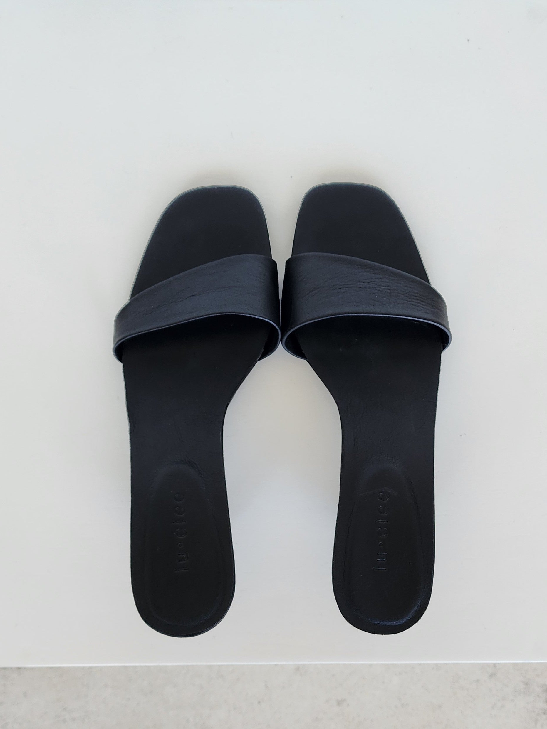 Asymmetric Leather Heel - l u • c i e e