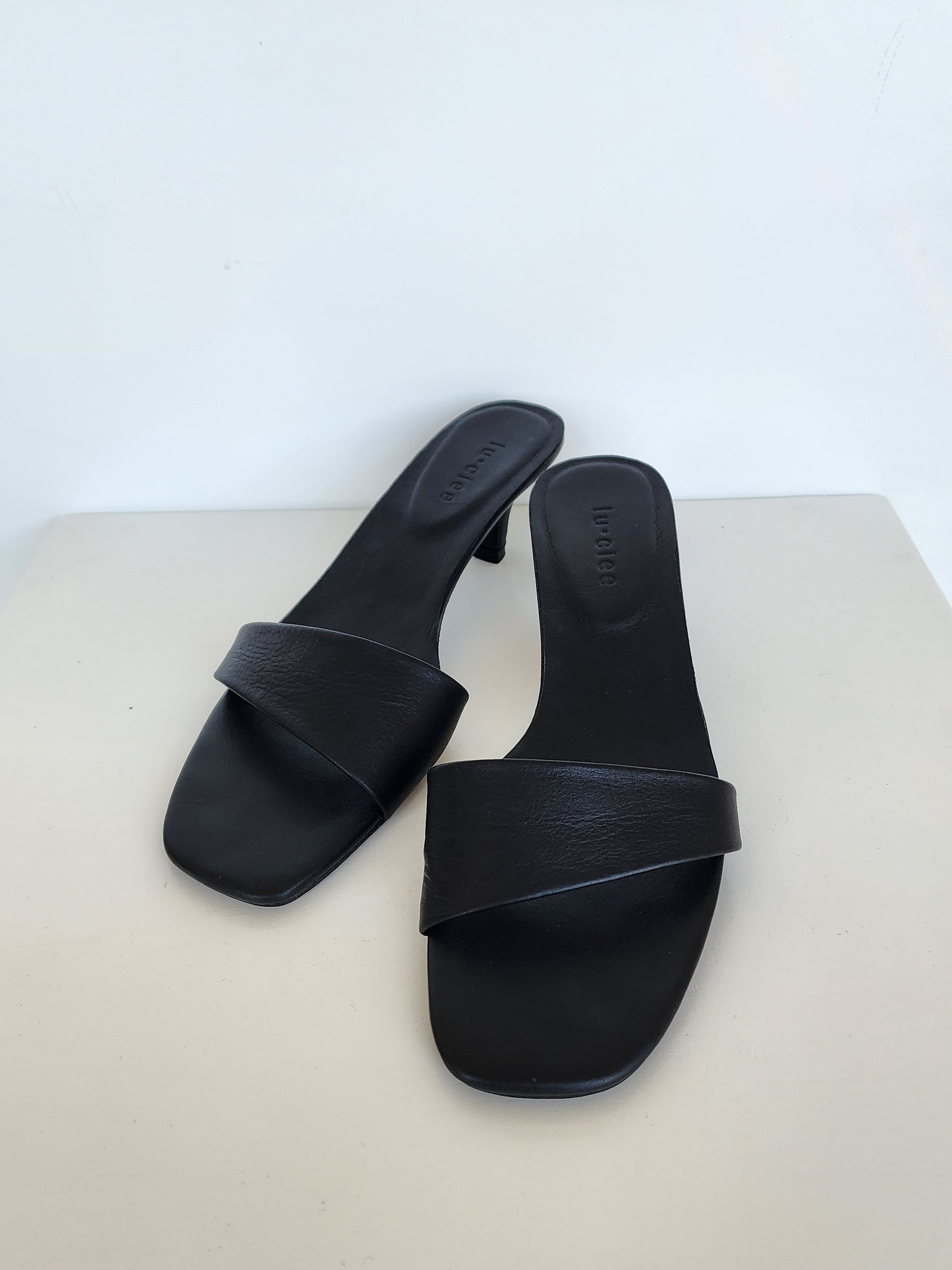 Asymmetric Leather Heel - l u • c i e e