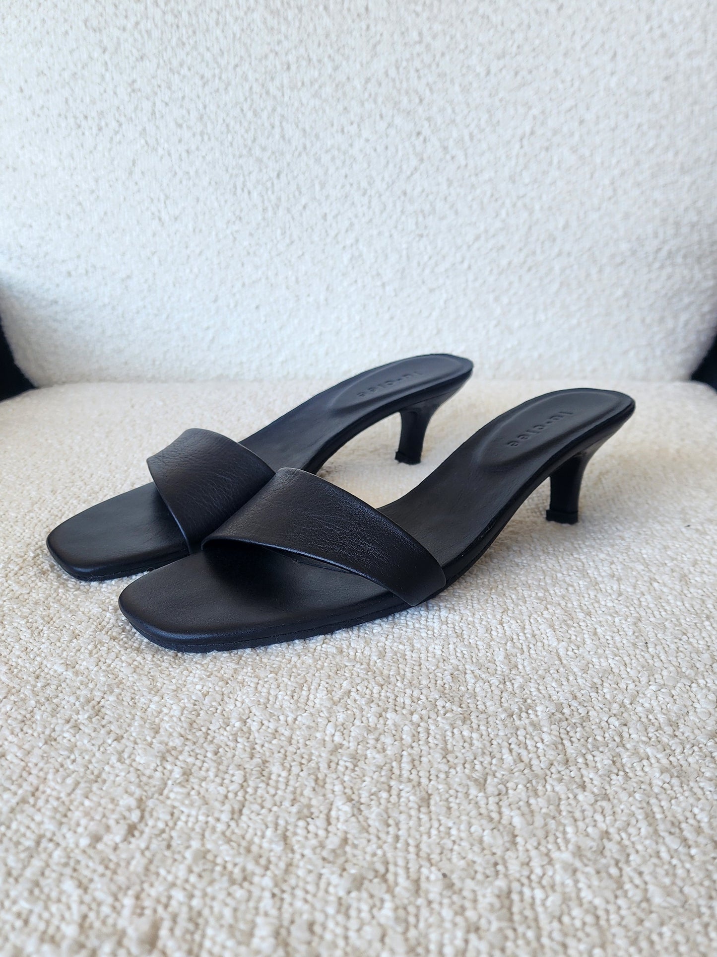 Asymmetric Leather Heel - l u • c i e e