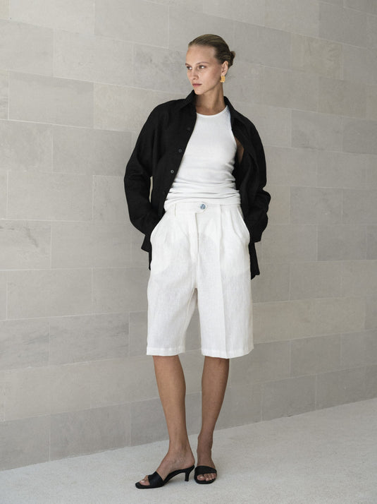 Linen Pleat Shorts - l u • c i e e