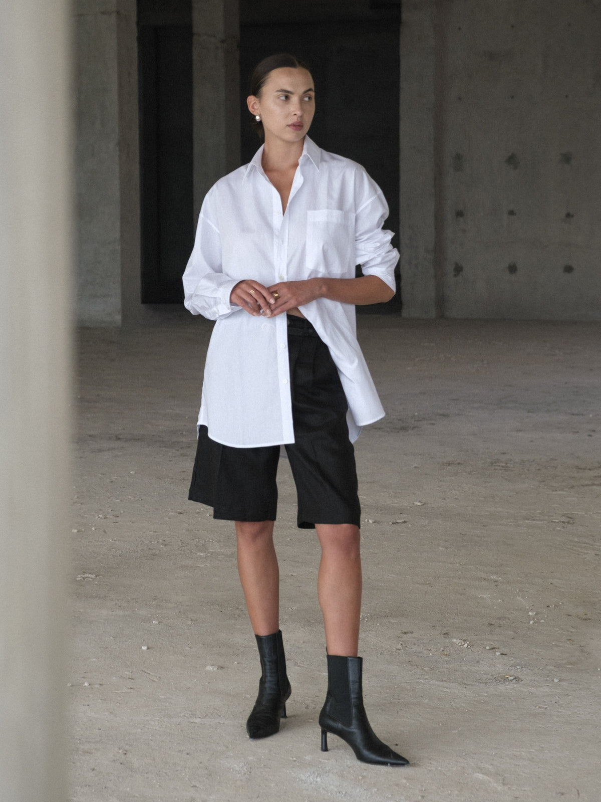 Linen Pleat Shorts - l u • c i e e