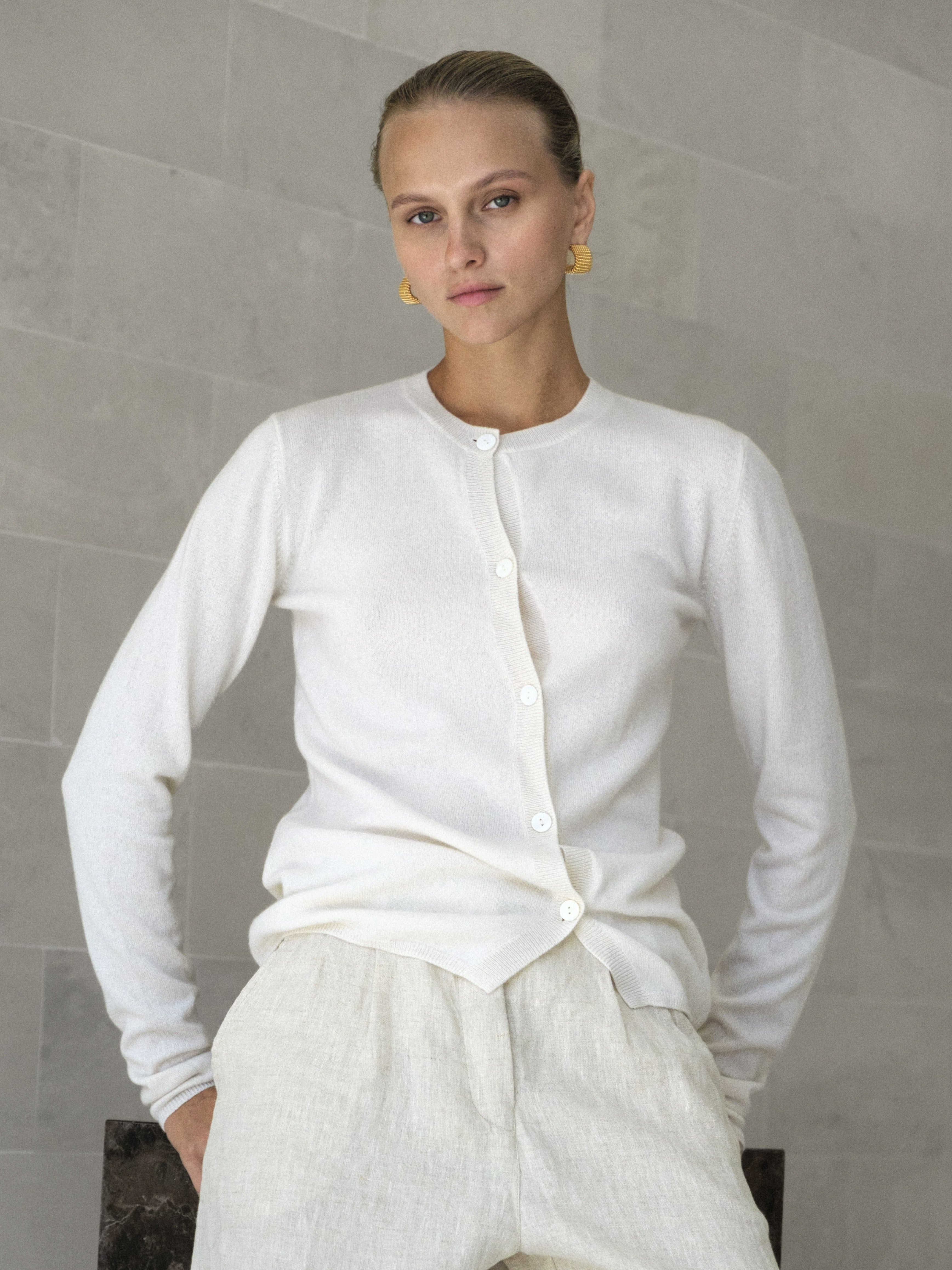 Cashmere Asymmetric Cardigan - l u • c i e e