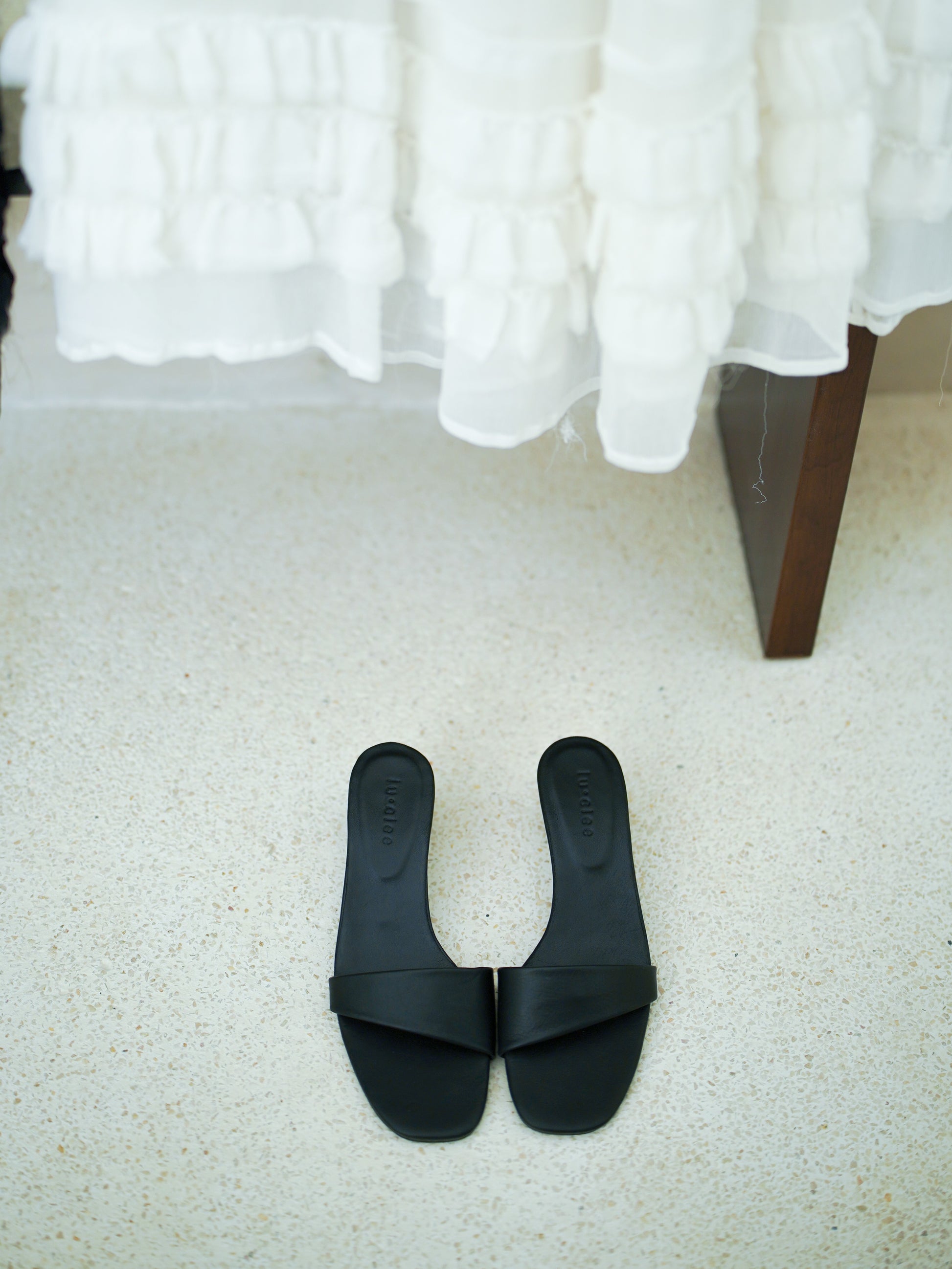 Asymmetric Leather Heel - l u • c i e e