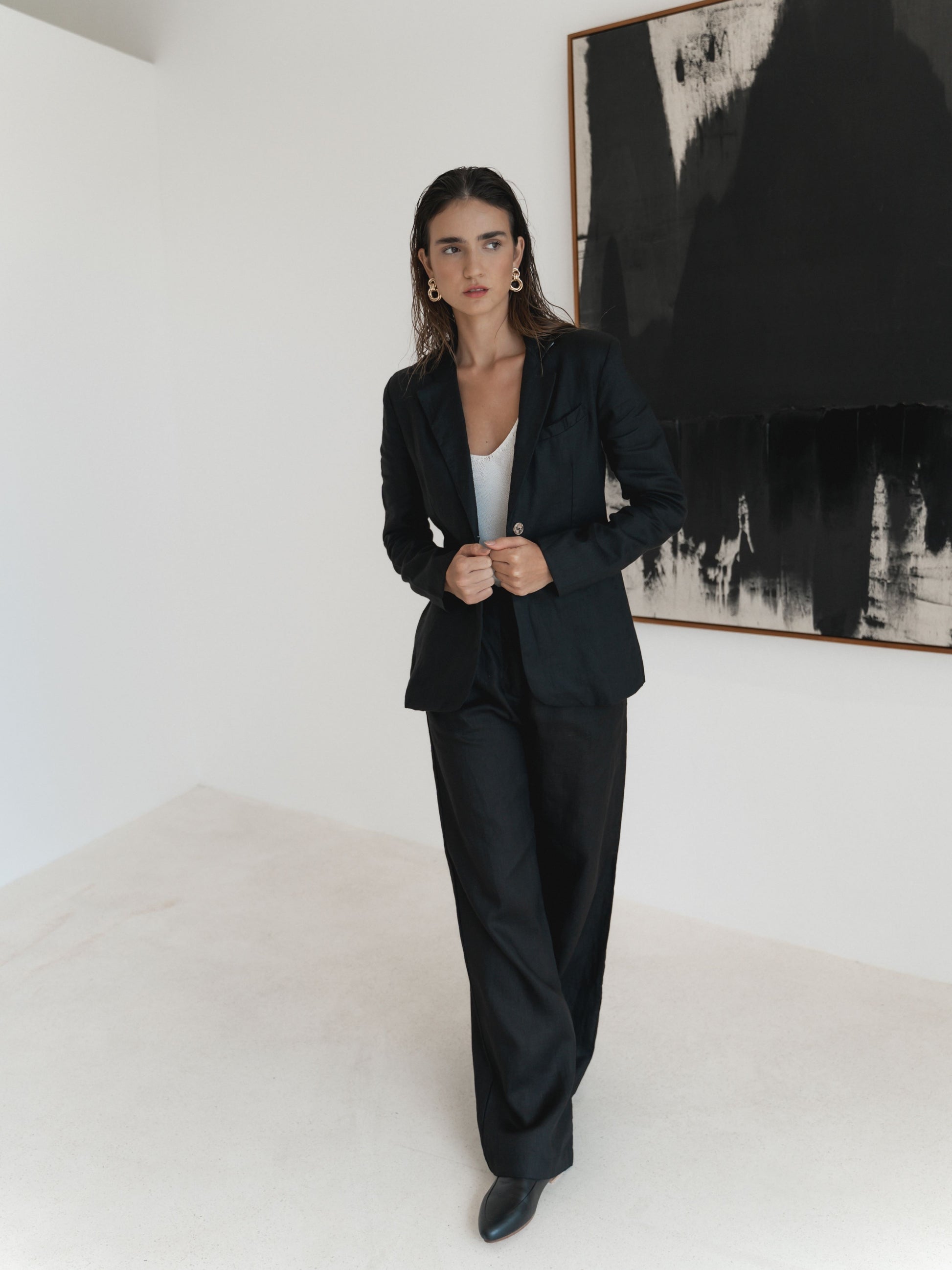 Linen Suit in Black - l u • c i e e