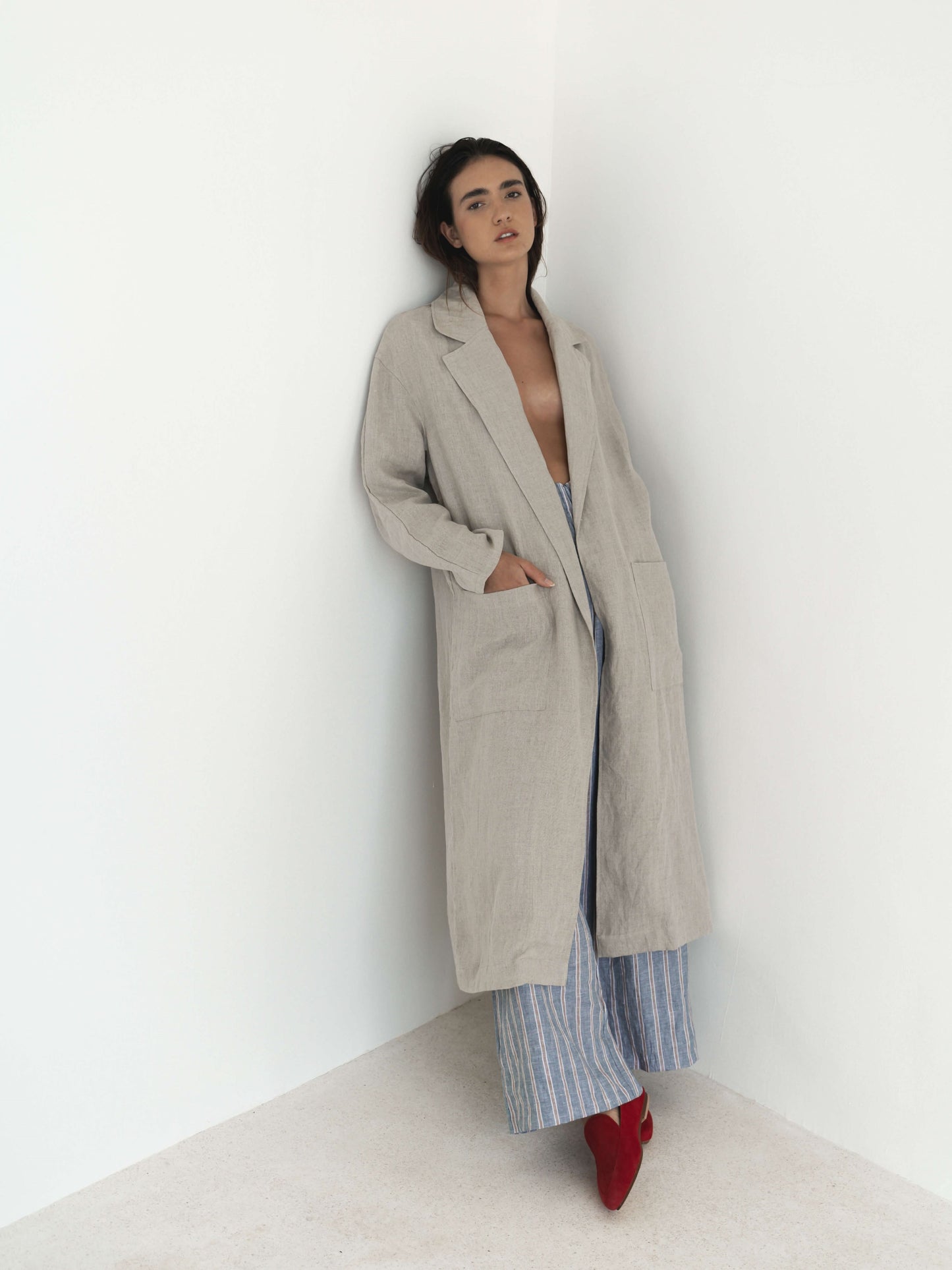 Relaxed-fit Linen Trench Coat - l u • c i e e