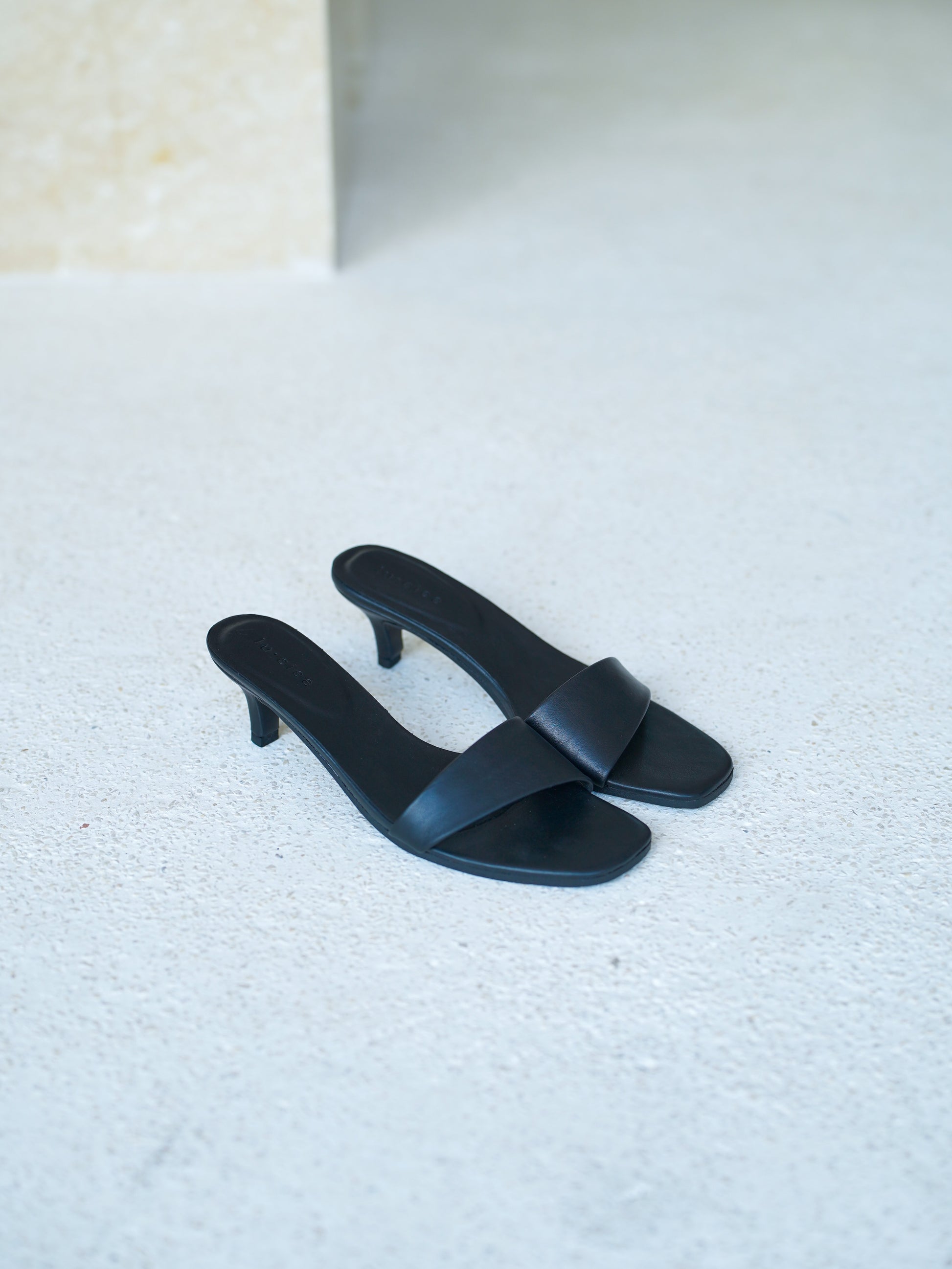 Asymmetric Leather Heel - l u • c i e e