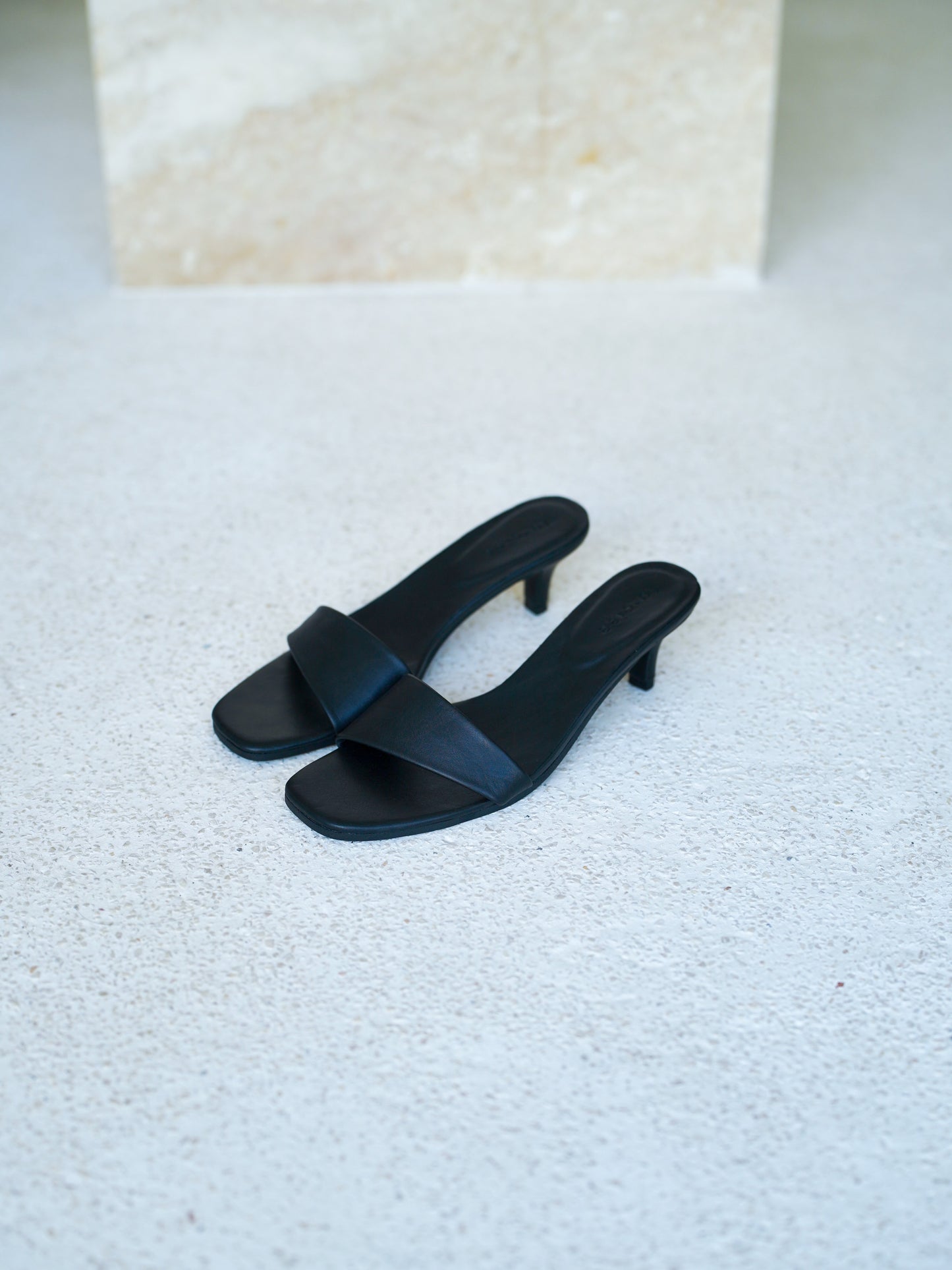 Asymmetric Leather Heel - l u • c i e e