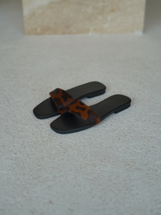 Leopard Leather Slide - l u • c i e e