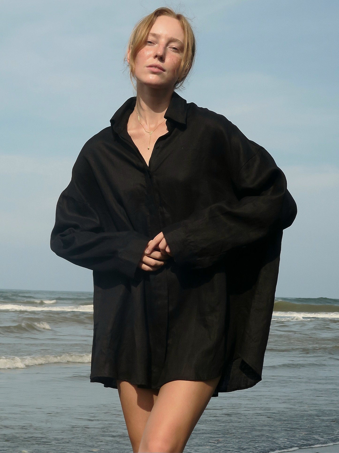 Linen Oversized Shirt in Black - l u • c i e e