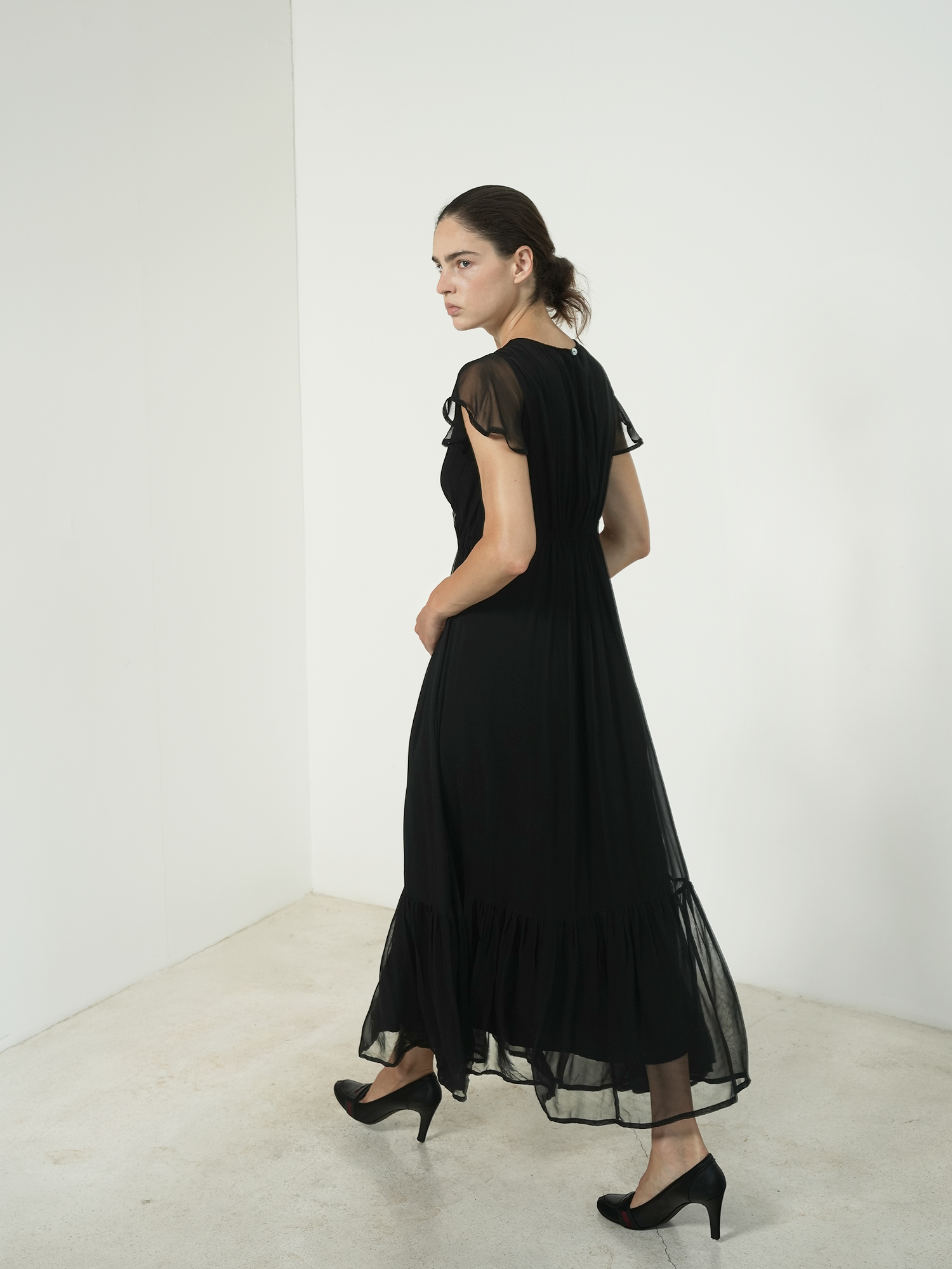 Chloe Maxi Dress L / Black Chloe Maxi Dress L / Black
