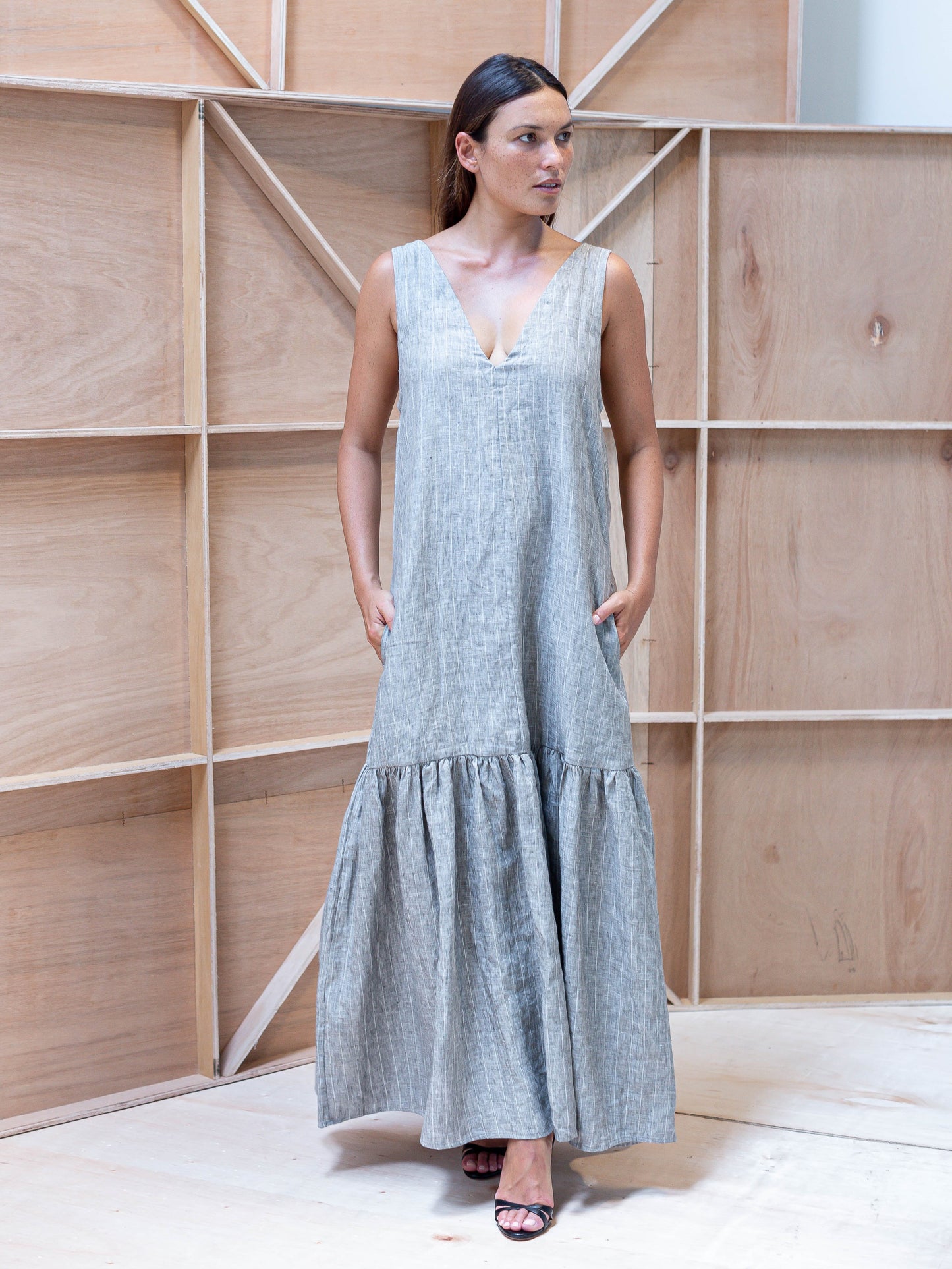 Julia Linen Dress - l u • c i e e