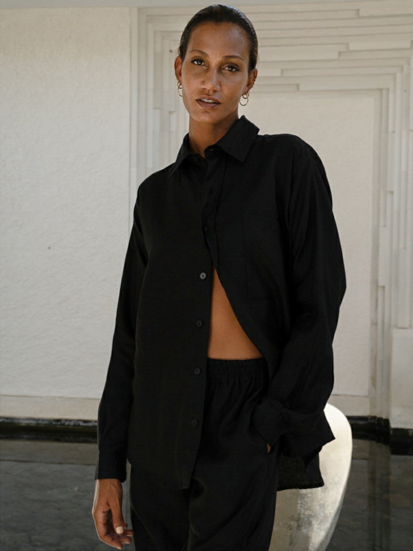 Linen Oversized Men's Shirt in Black - l u • c i e e