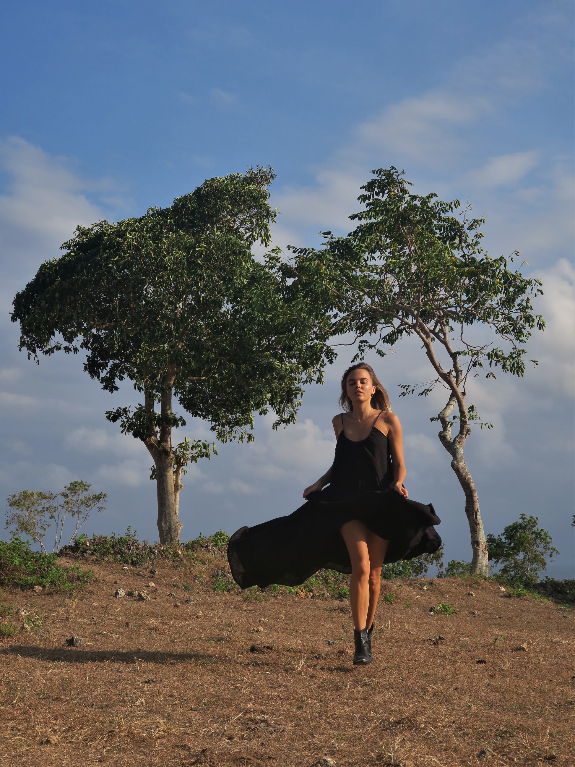 Amphitrite Dress in Ecru - l u • c i e e