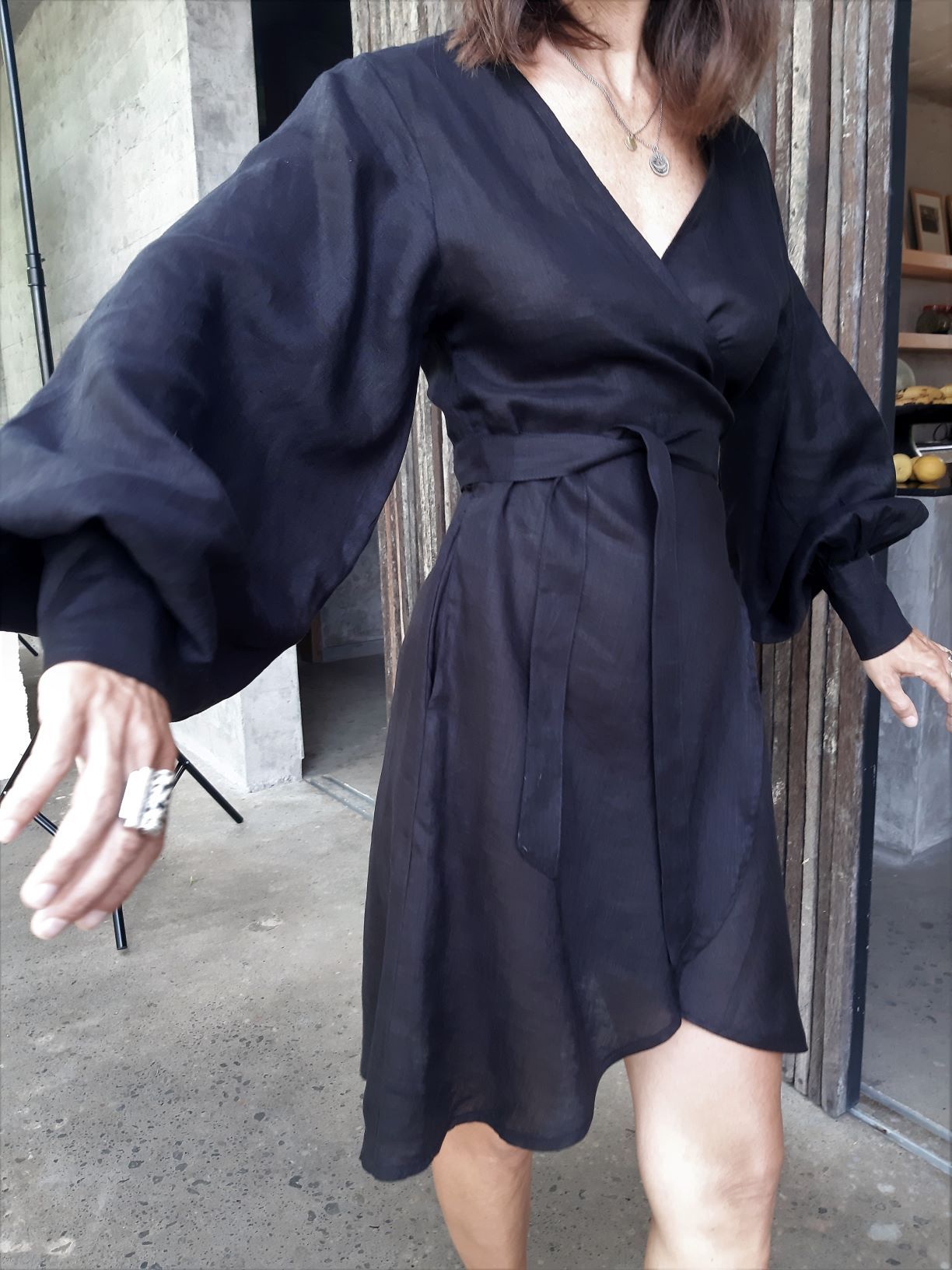 Sukee Linen Dress in Black - l u • c i e e