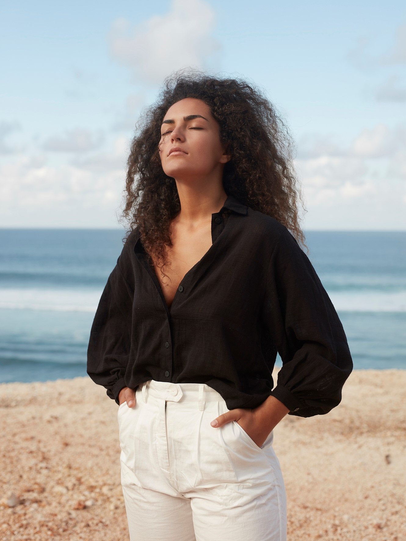 Arya Shirt in Black - l u • c i e e