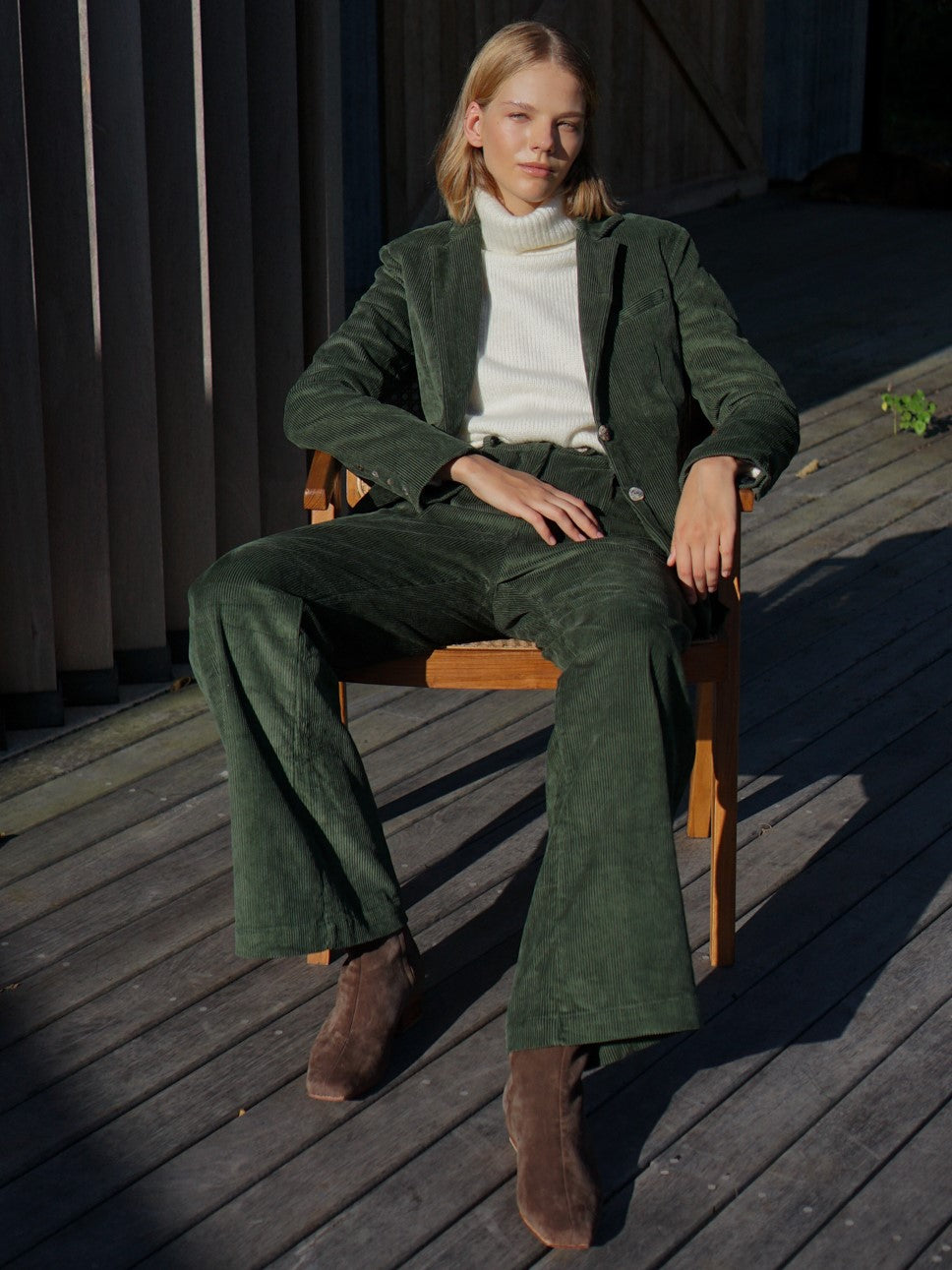 Corduroy Pleat Pant in Hunter Green