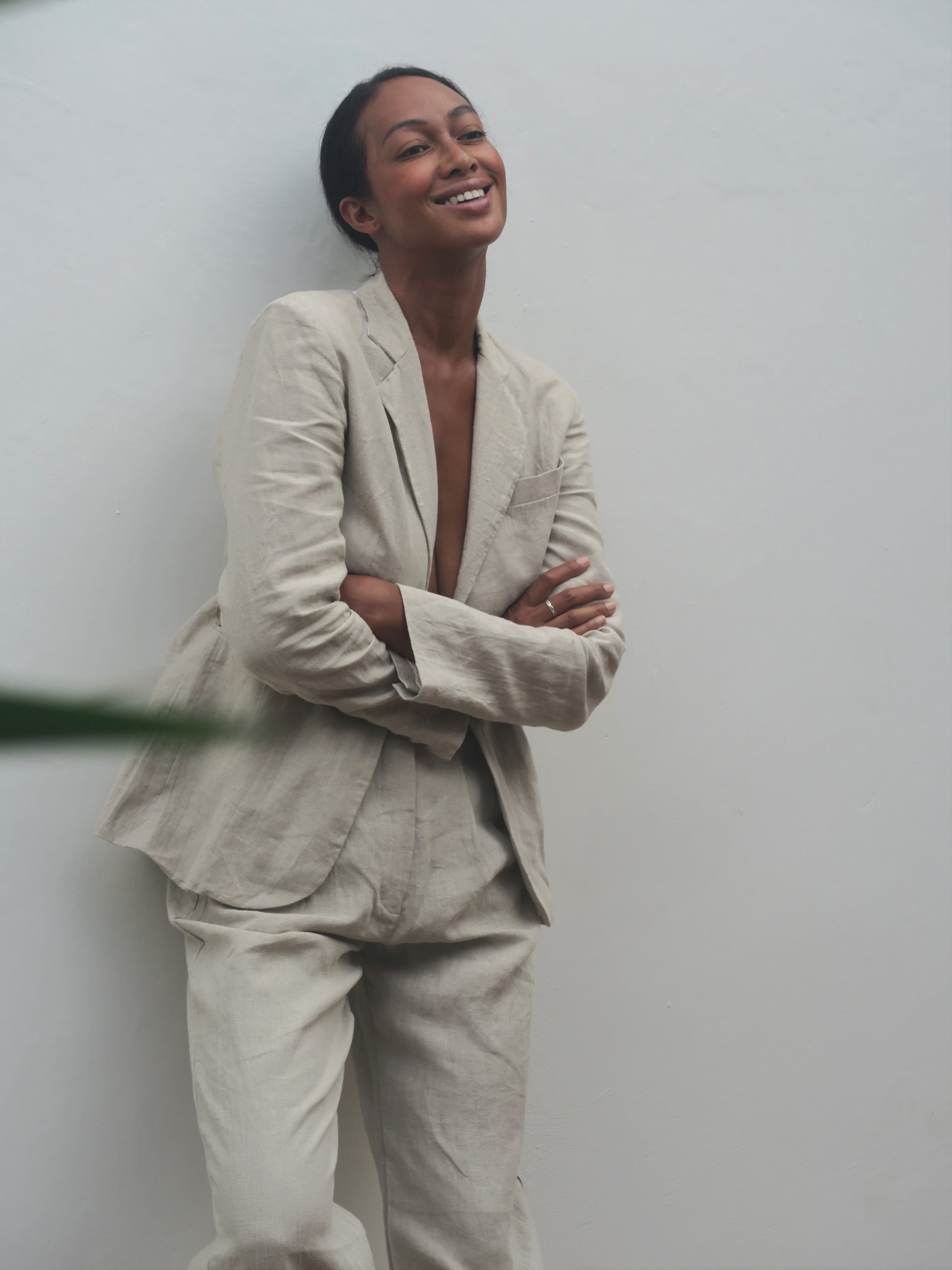 Linen Suit in Black - l u • c i e e