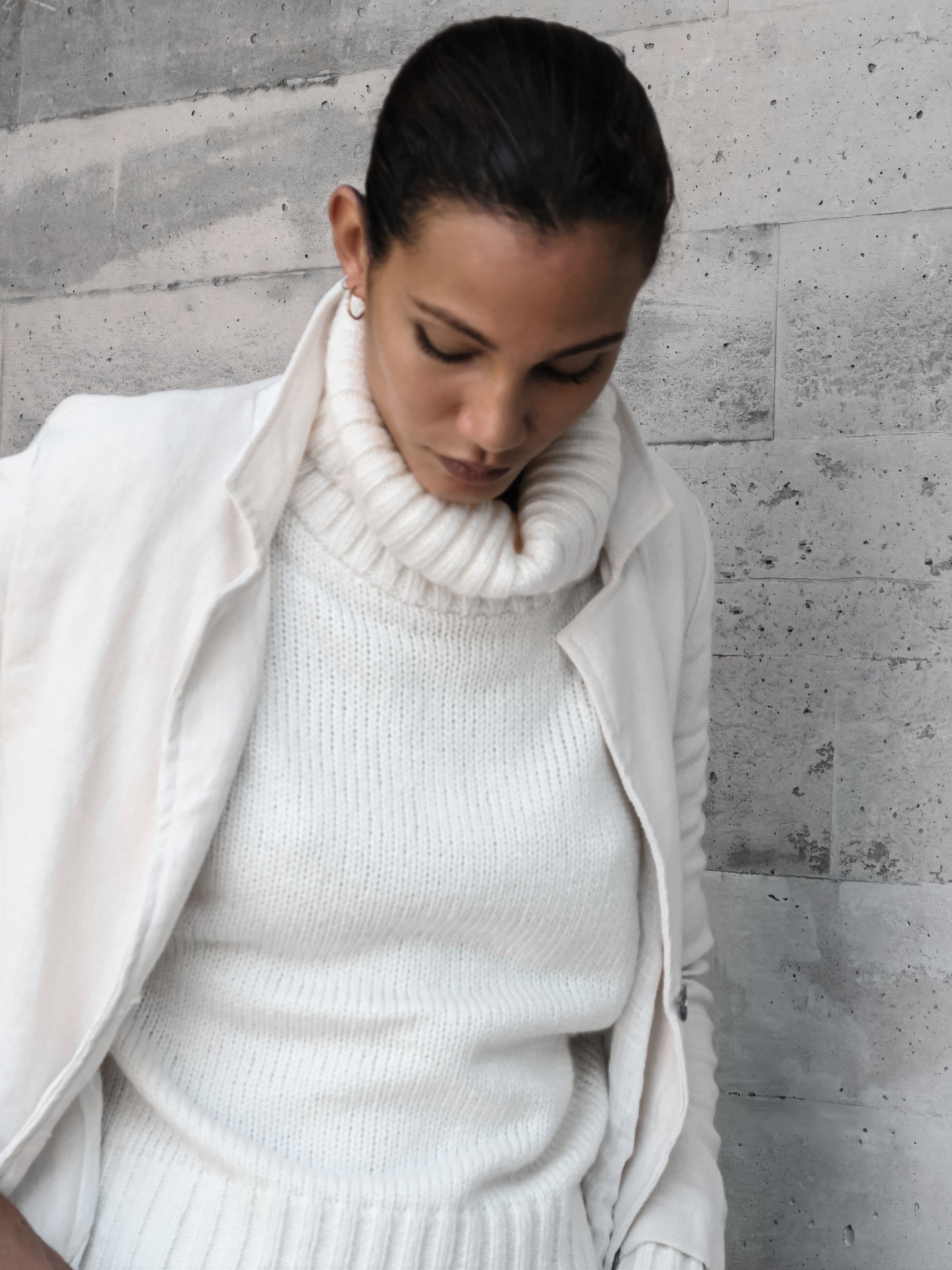 Berner Neck Sweater in Ivory - l u • c i e e