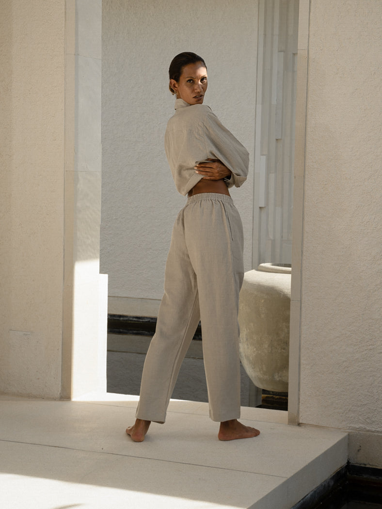 Linen Comfort Pant in Brown - l u • c i e e