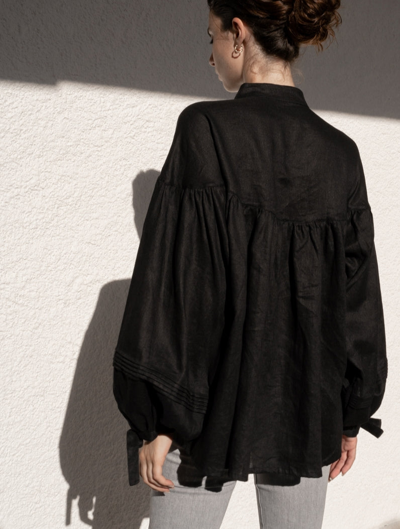 Oversized Linen Blouse in Black - l u • c i e e